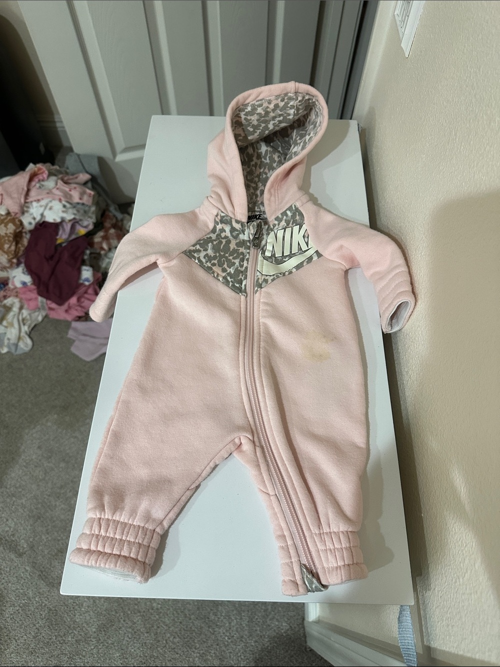 Nike Pink Hooded Baby Footie with leopard 🐆 Accent